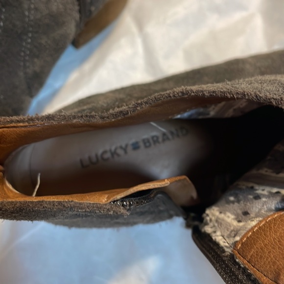 Lucky Brand Suede Chelsea Dusters 1 1/2”heel - Picture 11 of 11